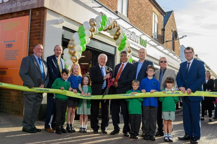 Hillmorton's Co-op undergoes £765k refurbishment - and will now include new drink machines and bread from a Rugby-based bakery
